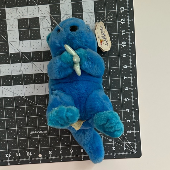 Vintage Small Blue Otter Stuff Animal Plushy - Picture 3 of 4